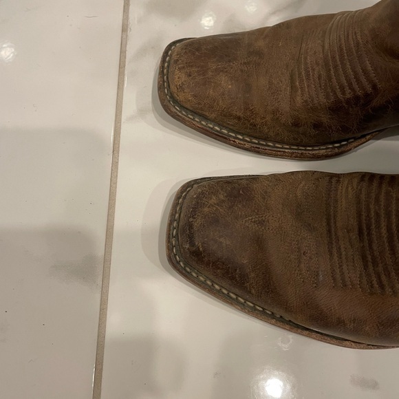 Justin Boots | Made In The USA Leather Cowboy Boots - Picture 7 of 12